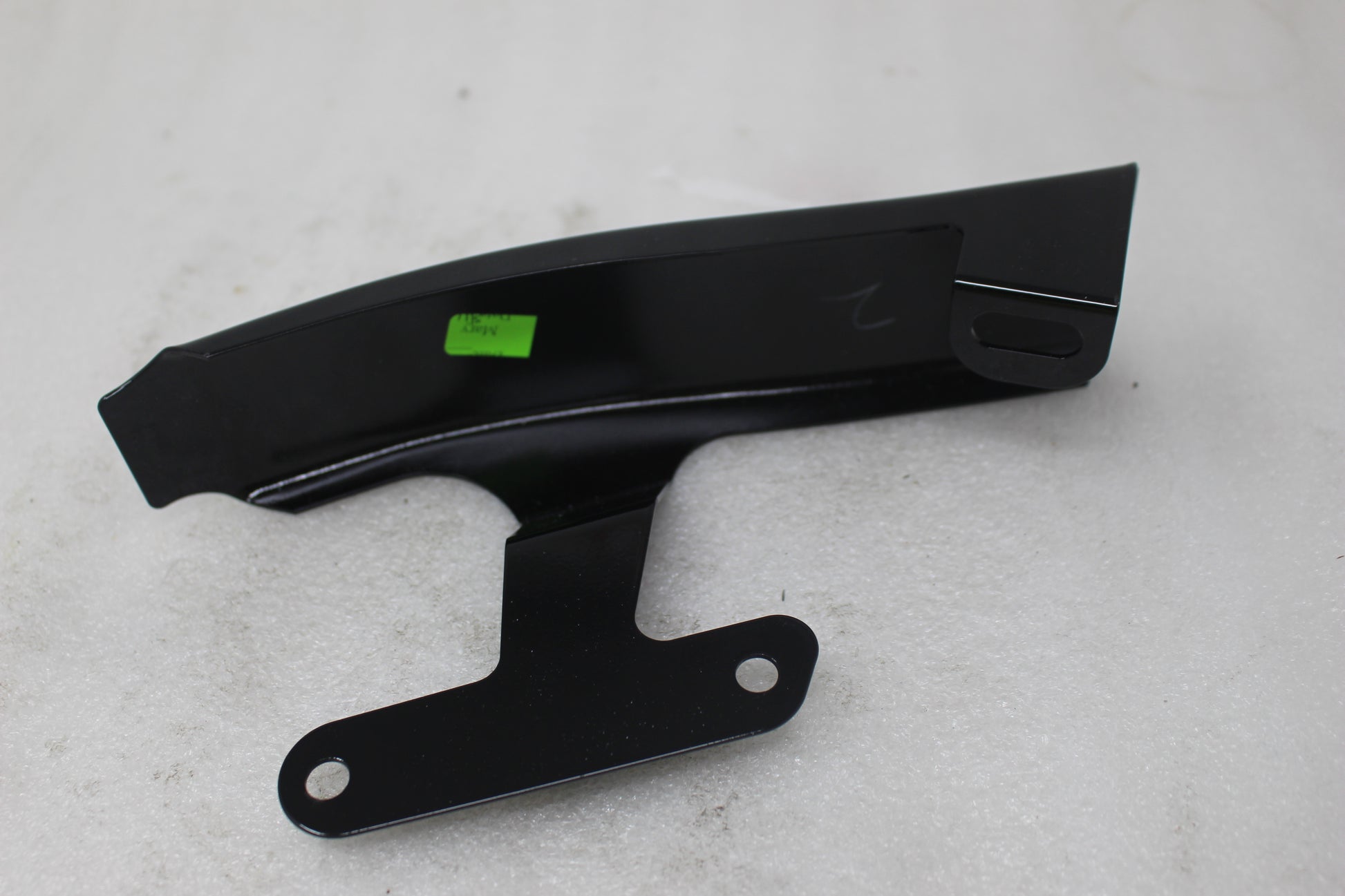 91639-10DEF NEW OEM HARLEY-DAVIDSON CVO FILLER STRIP CRIMSON MIST BLACK FLHTCUSE