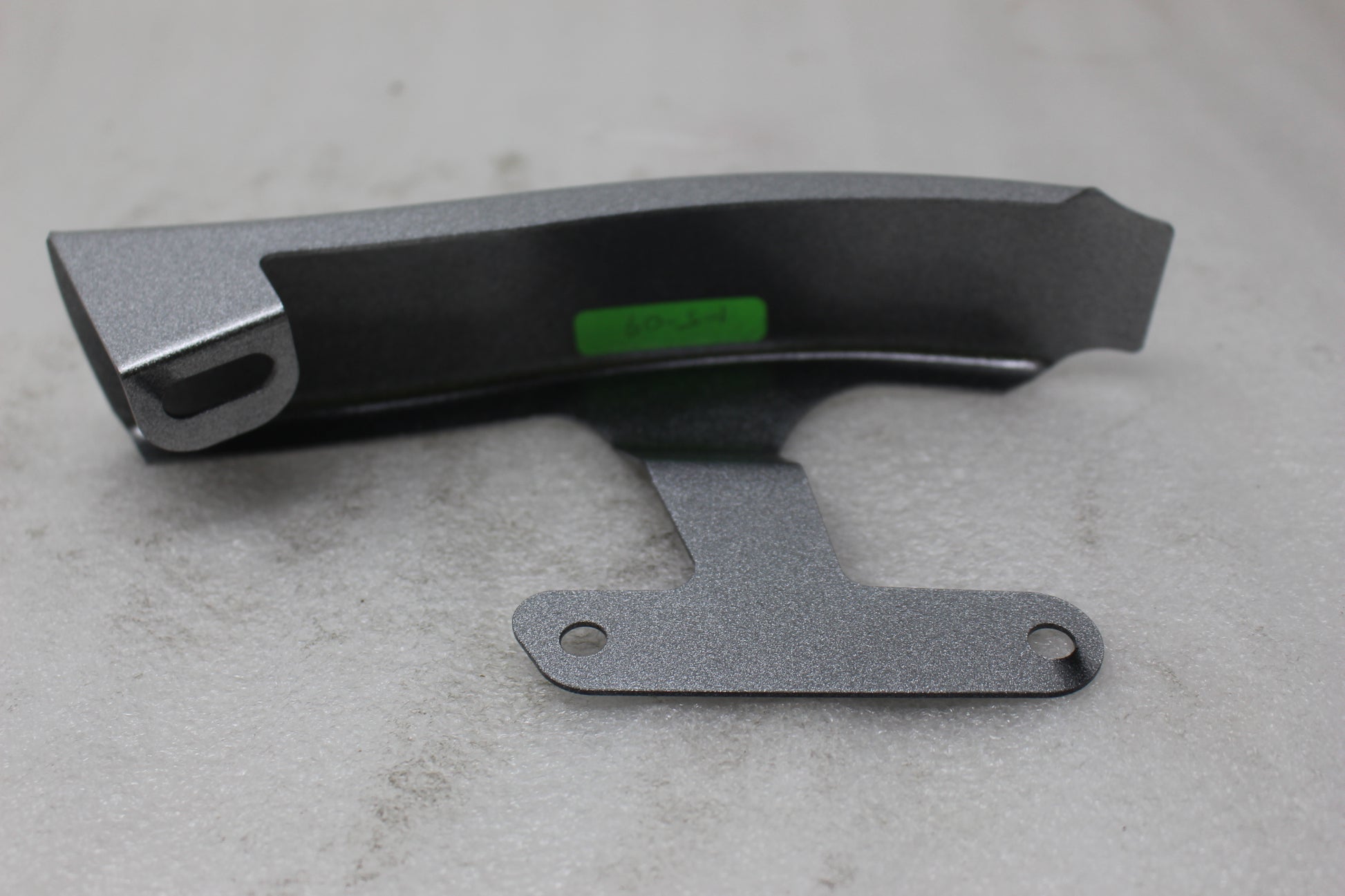 91638-09CZB NEW OEM HARLEY-DAVIDSON CVO FILLER STRIP STARDUST SILVER, FLHTCUSE4