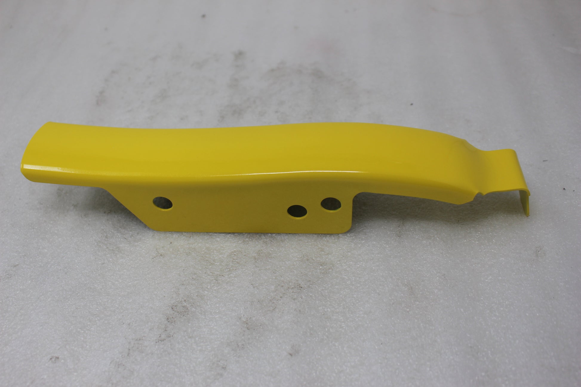 91418-05BSF NEW OEM HARLEY-DAVIDSON FILLER STRIP YELLOW PEARL, FLHTCSE2
