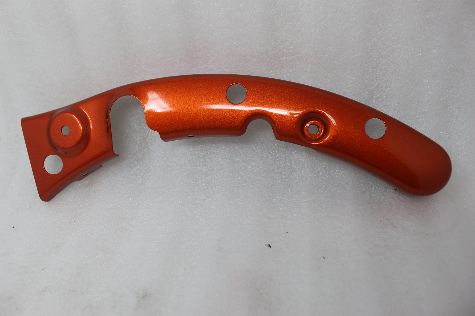 47200138DED NEW OEM HARLEY-DAVIDSON CVO LEFT FRAME COVER HOT CITRUS, FLHXSE3