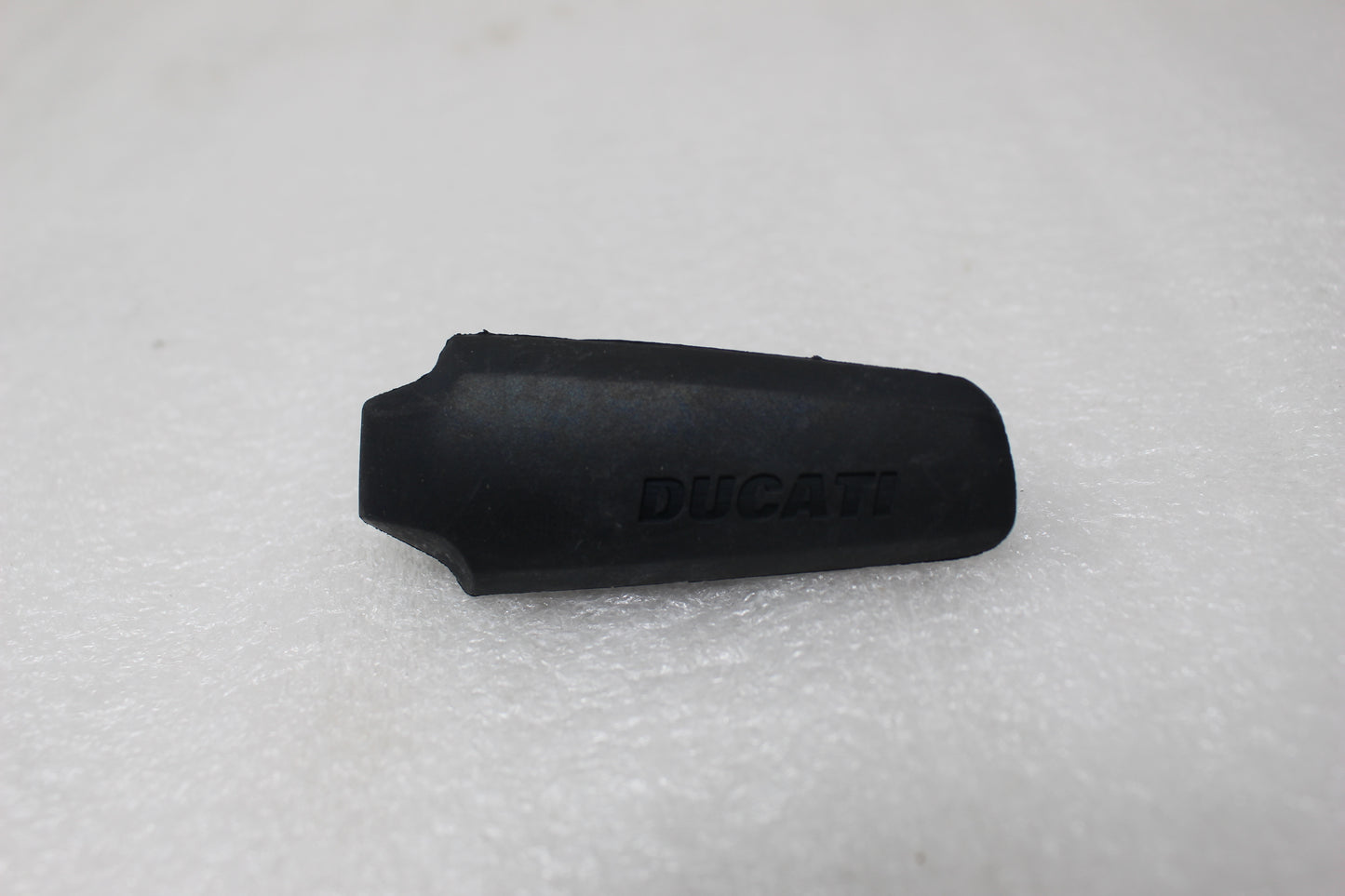 76510071D NEW OEM 2015-2021 DUCATI MONSTER RIGHT FOOT PEG RUBBER COVER