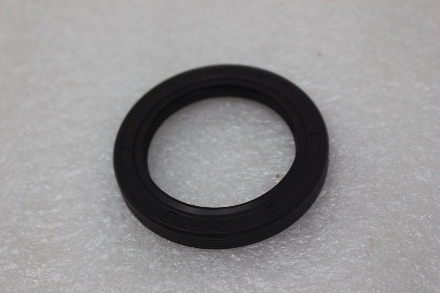 93040431A NEW OEM 2012 DUCATI PANIGALE 1199 OIL SEAL RING