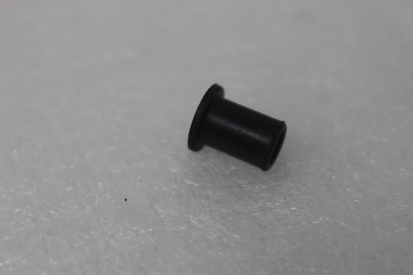 85040221A NEW OEM 2001-2019 DUCATI THREADED INSERT PANIGALE DIAVEL MH900E