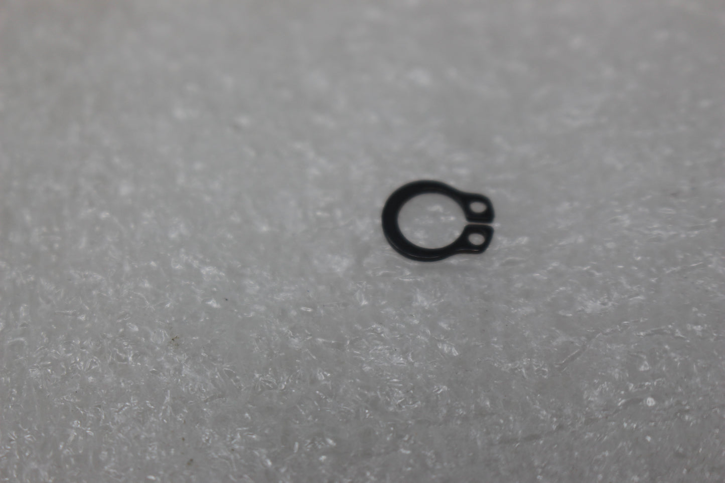 88450441A NEW OEM 2001-2007 DUCATI CIRCLIP ST2 ST3 ST4 SUPERBIKE.