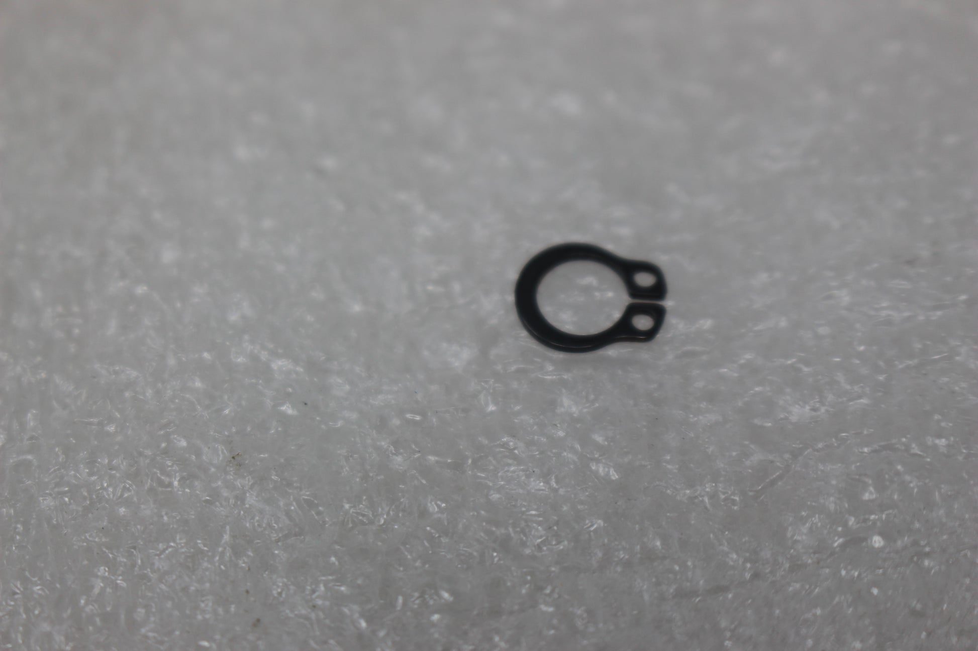 88450441A NEW OEM 2001-2007 DUCATI CIRCLIP ST2 ST3 ST4 SUPERBIKE.