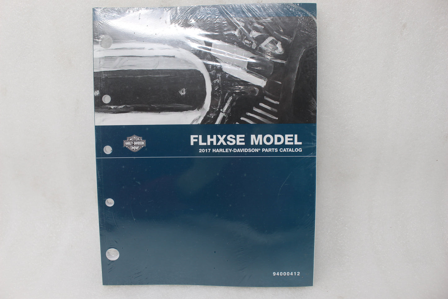 94000412 NEW OEM 2017 HARLEY-DAVIDSON FLHXSE PARTS CATALOG