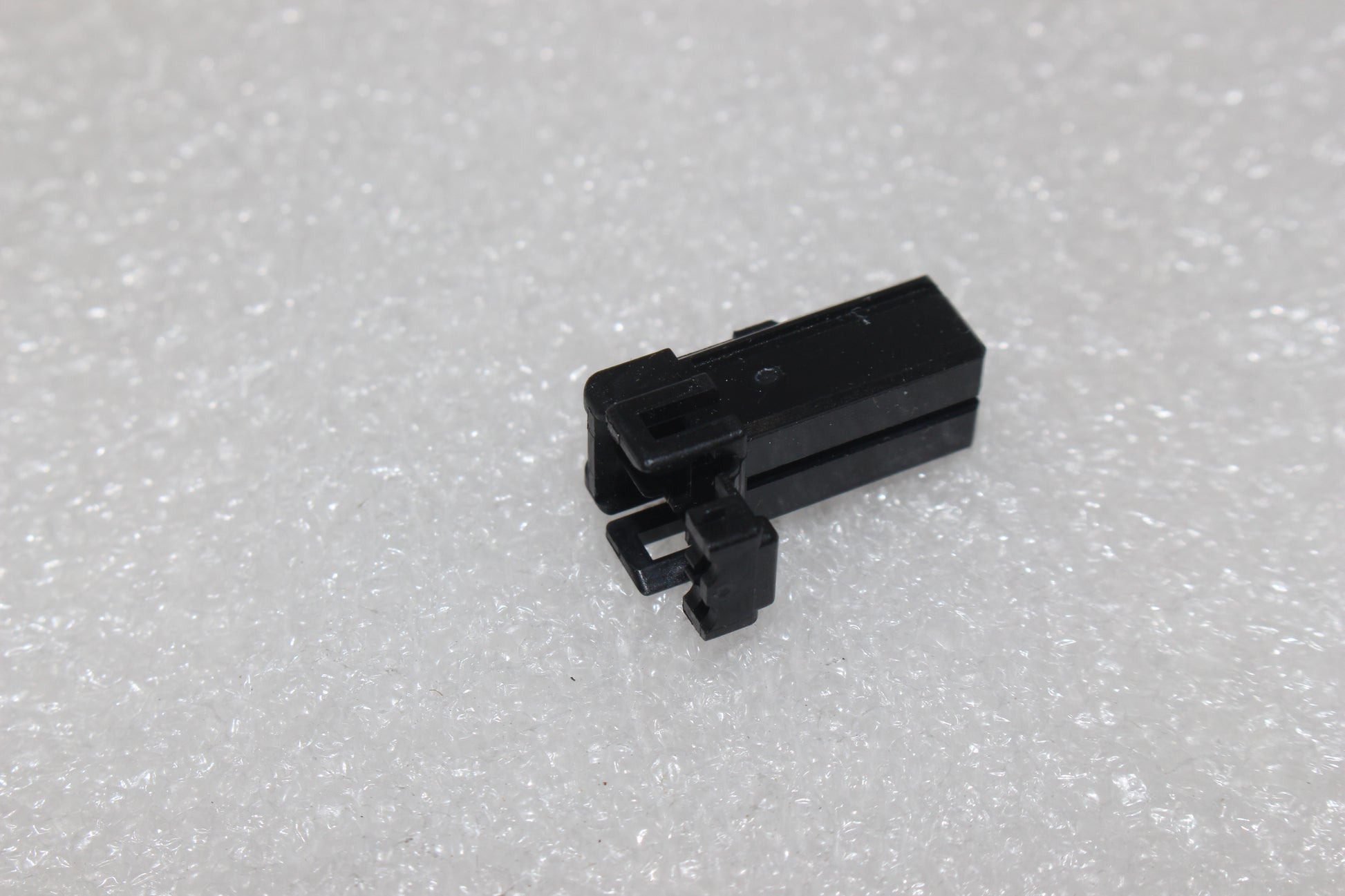 73152-96BK NEW OEM HARLEY-DAVIDSON VROD BUELL XL RECEPTACLE HOUSING 2-POSITION