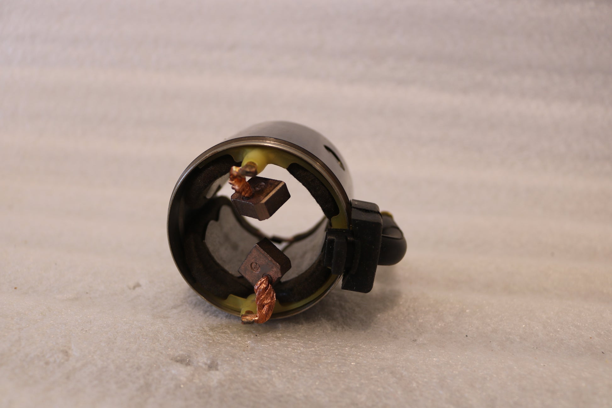 31561-86 NEW OEM 1981-1994 HARLEY-DAVIDSON SPORTSTER STARTER YOKE ASSEMBLY