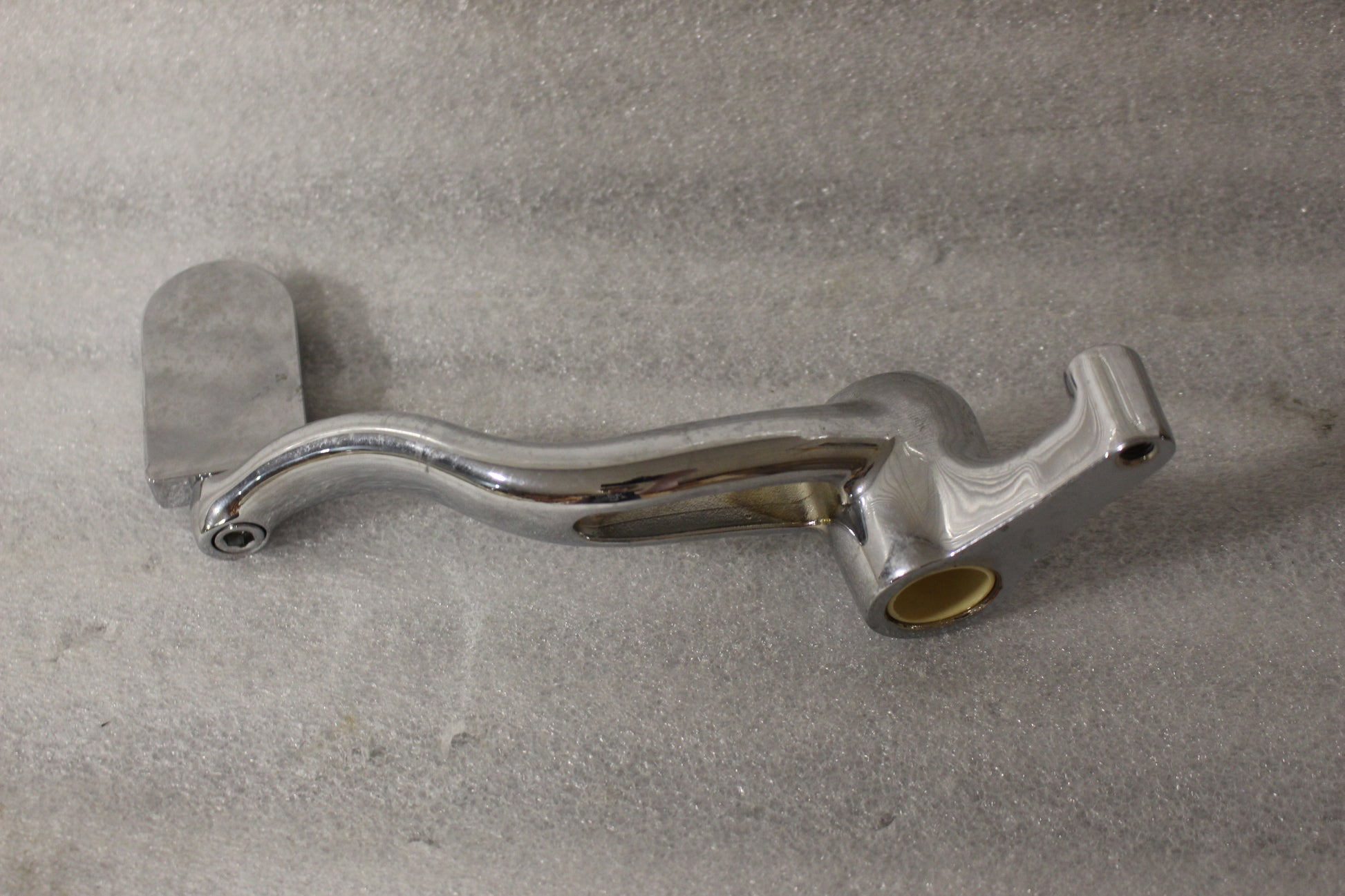 33955-06 OEM  HARLEY SHIFT LEVER ASM. CHROME 33955-06