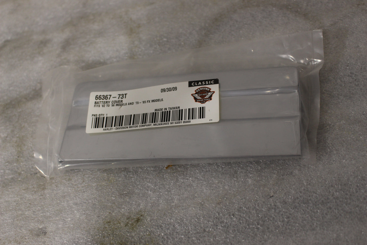 66367-73T NEW OEM 1982-1996 HARLEY-DAVIDSON BATTERY COVER