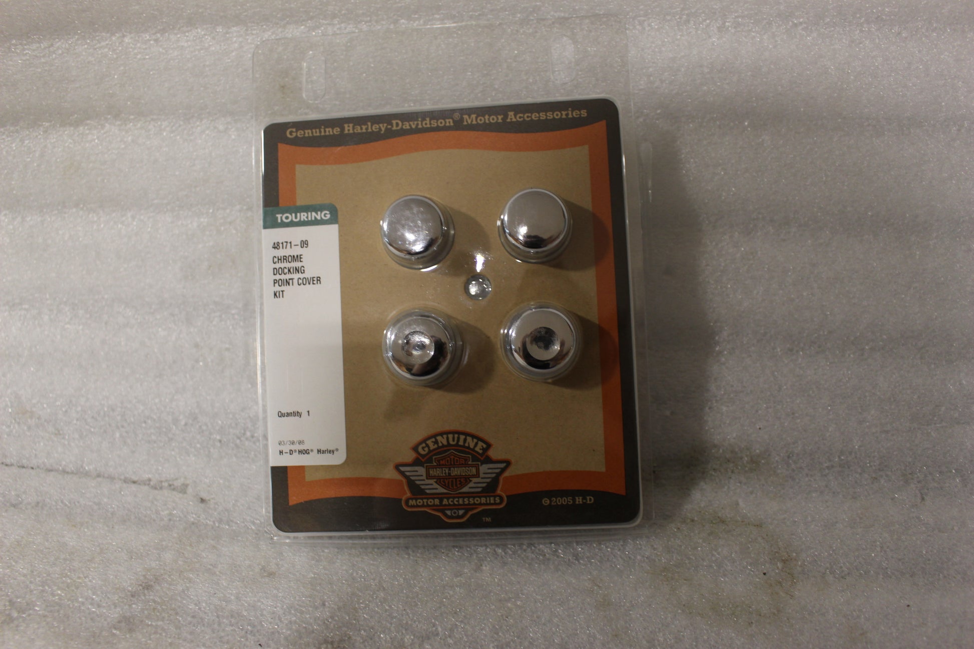 48171-09  NEW OEM 2009 AND NEWER HARLEY-DAVIDSON TOURING REAR CHROME DOCKING POINT COVER KIT