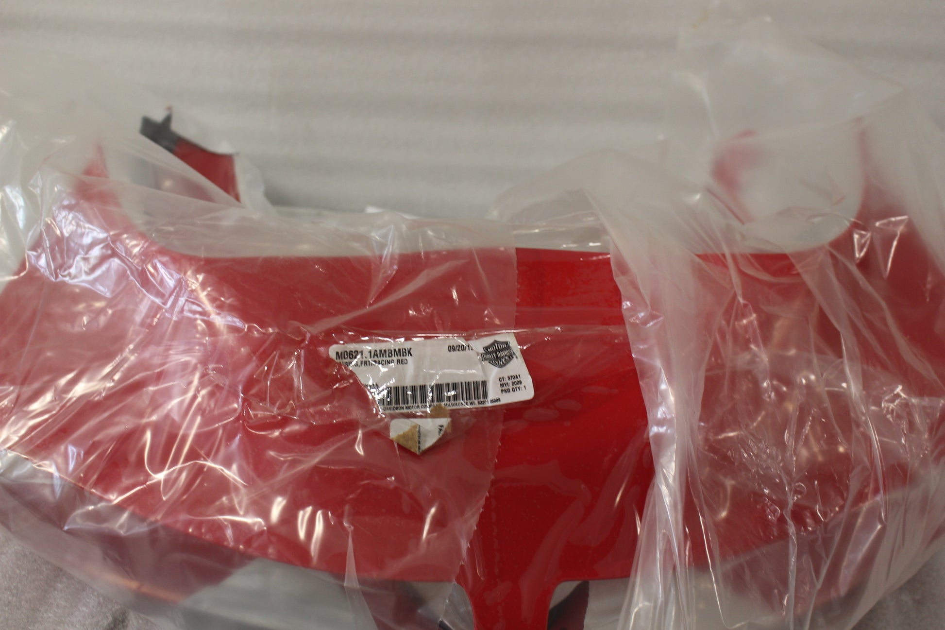 M0621.1AMBMBK NEW OEM 2008-2010 BUELL 1125R FRONT FAIRING COWL RACING RED