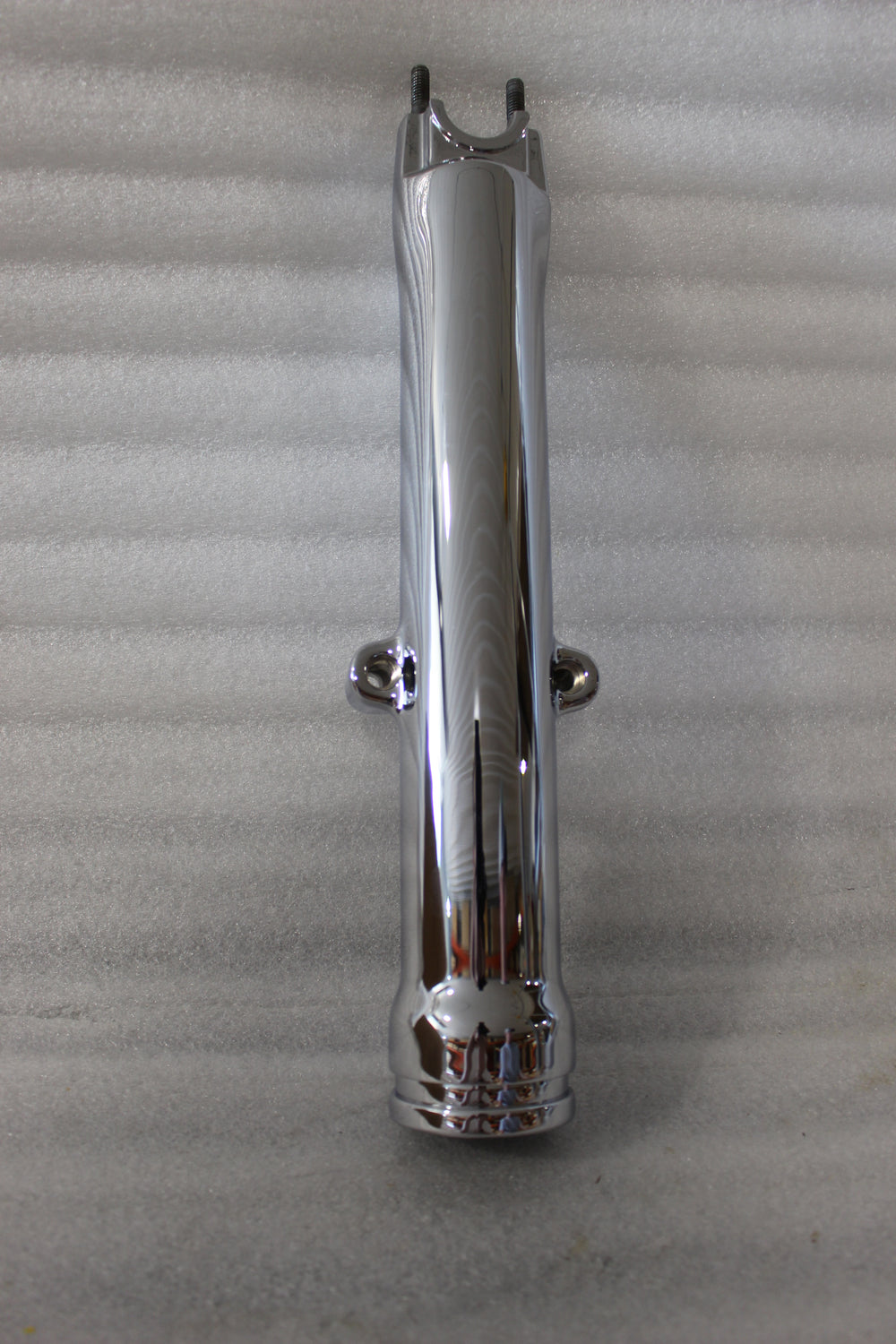 46479-07 NEW OEM 2007 HARLEY-DAVIDSON FXSTB SOFTAIL CHROME RIGHT FORK SLIDER