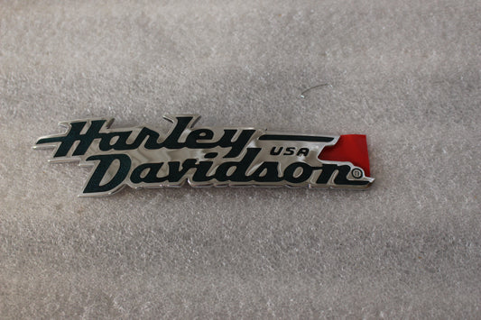 62192-01 NEW OEM 2001-2002 HARLEY-DAVIDSON SPORTSTER LEFT FUEL TANK MEDALLION