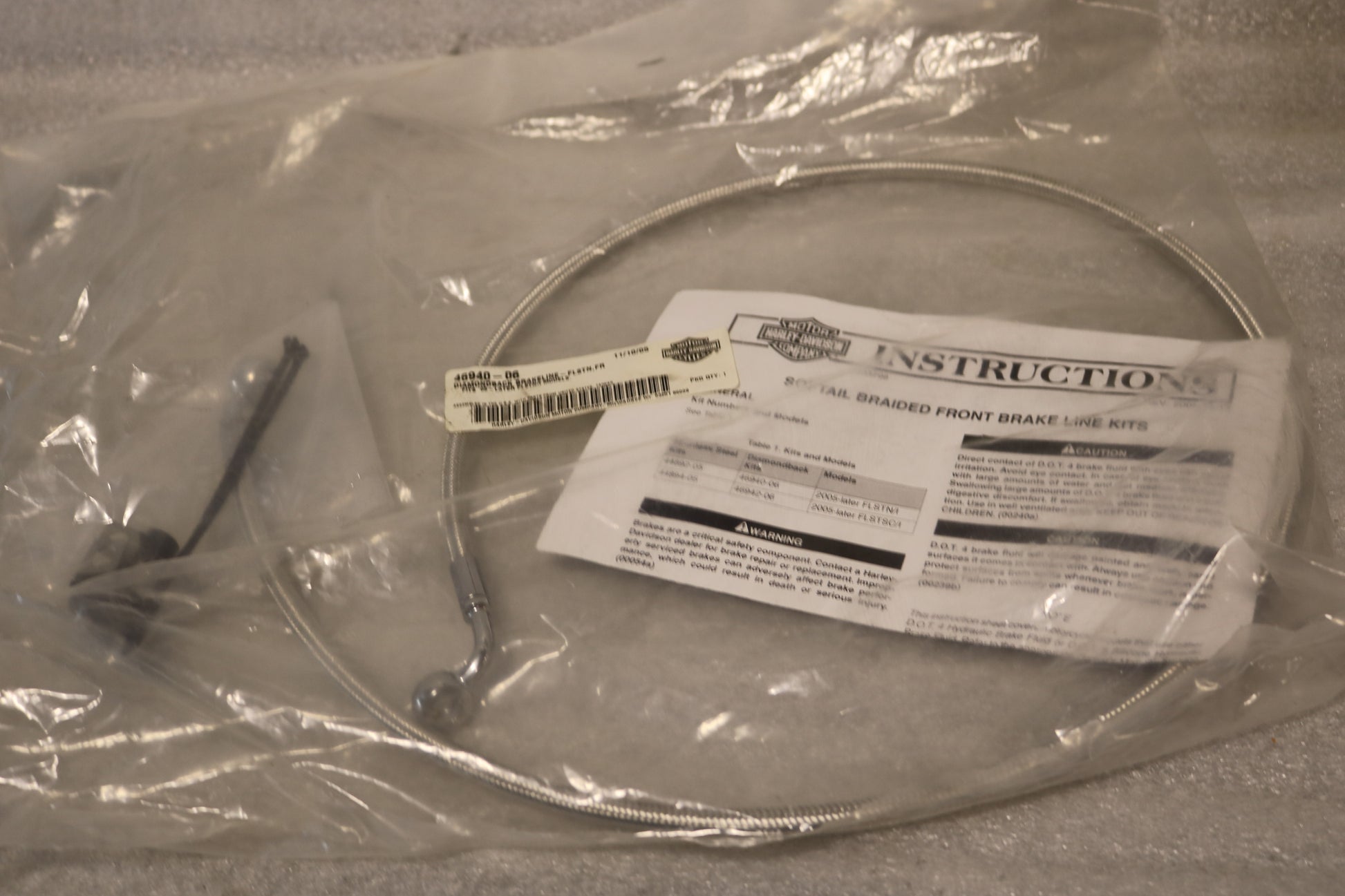 46940-06 NEW OEM 2005-2007 HARLEY-DAVIDSON FLSTN DIAMONDBACK BRAKELINE FRONT