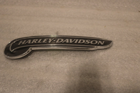 14100702 14100703 NEW OEM 2009-2023 HARLEY TOURING FUEL TANK MEDALLIONS