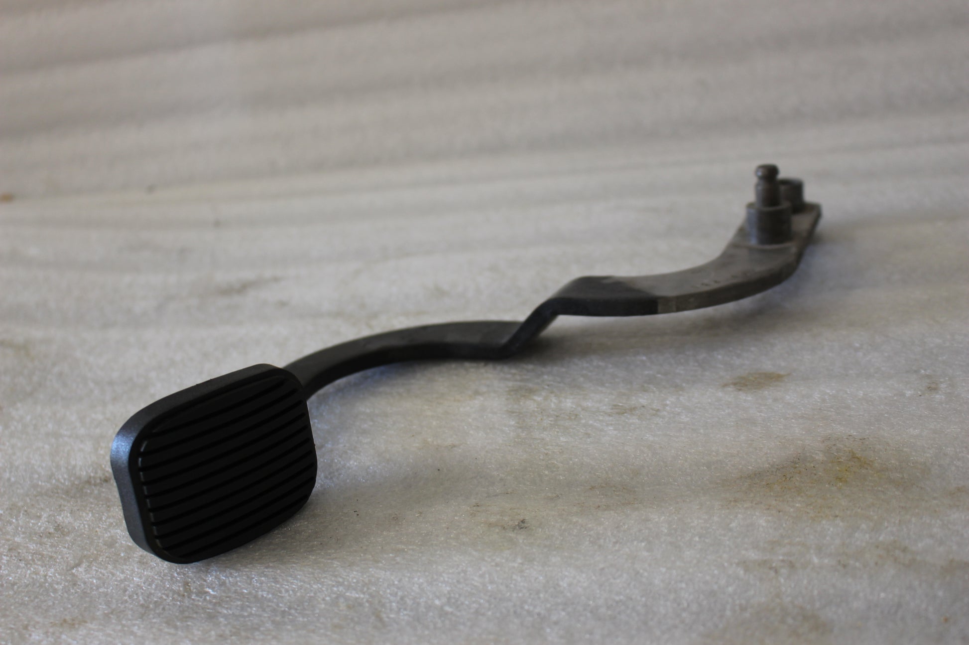 4642748 NEW OEM 1992-1996 DODGE VIPER RT/10 GTS CLUTCH PEDAL 4642748