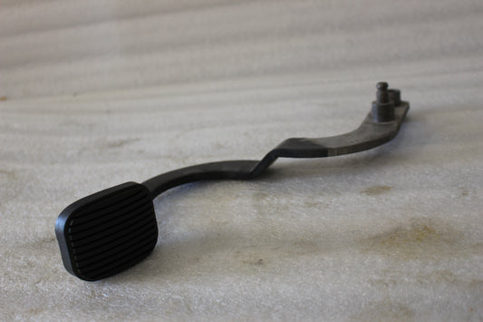 4642748 NEW OEM 1992-1996 DODGE VIPER RT/10 GTS CLUTCH PEDAL 4642748