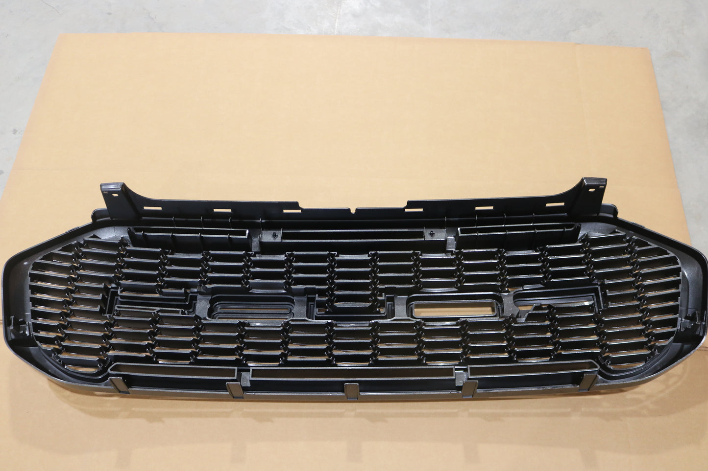 1419-8202-AA NEW ROUSH MAGNETIC GRAY GRILL 1419-8202-AA FITS 2019-2023 FORD RANGER