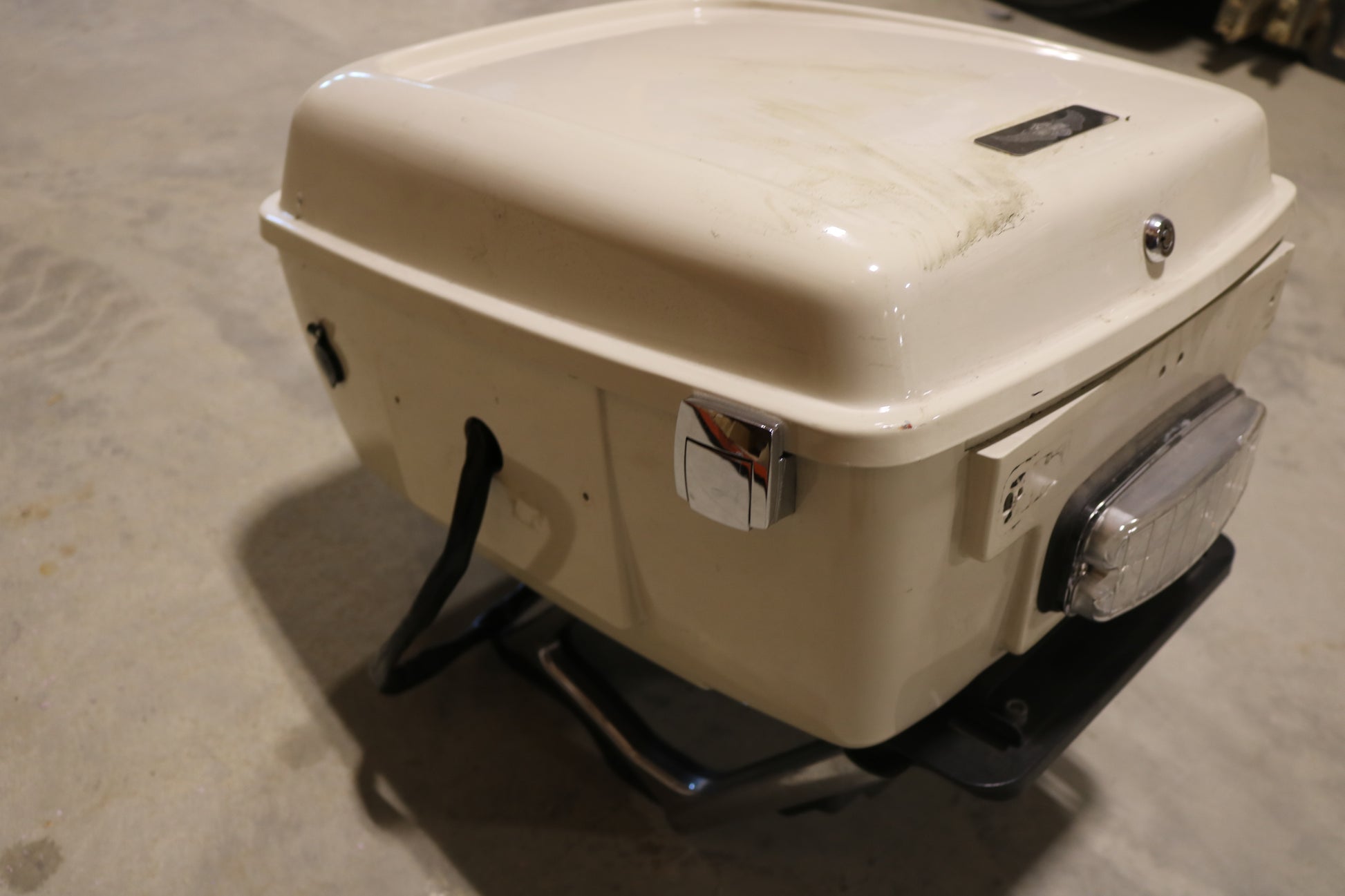 OEM 2014 AND NEWER HARLEY-DAVIDSON FLHP FLHTP ROADKING ELECTRA GLIDE TOUR PACK TRUNK