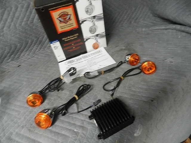 NEW HARLEY MINI BULLET TURN SIGNALS AMBER SOFTAIL DYNA SPORTSTER 69474-07