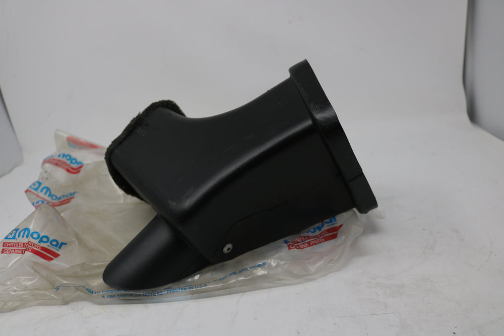 NEW OEM DODGE VIPER RIGHT OUT DUCT AIR DUCT 4708324