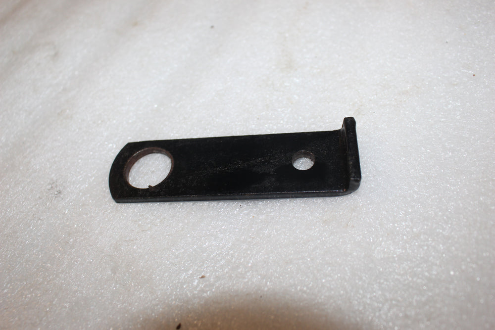 NEW OEM HARLEY SIDECAR SHACKLE PLATE WITH SPRING 88302-79